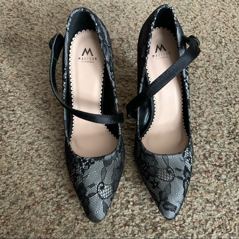 🆕 MADISON by Shoedazzle Black lace Heels